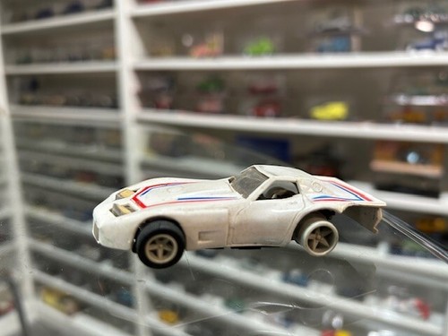 Corvette 1977 matchbox voiture - corvette,