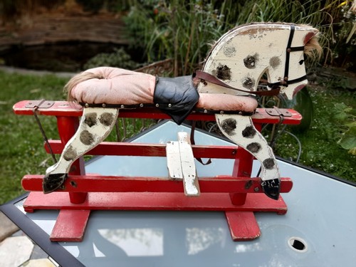 Ancien cheval bascule en - ancien,