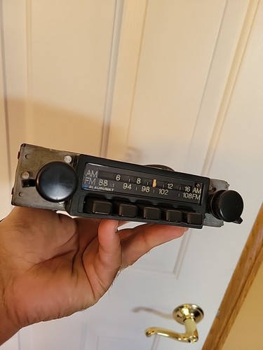 Vtg blaupunkt car stereo - stereo, radio
