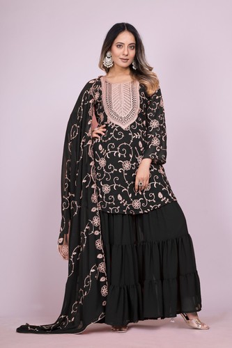 Bridalfashion ensemble - in,