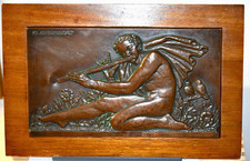 BAS RELIEF EN BRONZE SIGNÉ G. CROUZAT " LE JOUEUR DE FLÛTE "