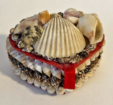 BOITE A BIJOUX COEUR. - décor coquillage
