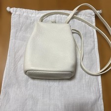 Aeta Leather Pochette White