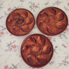 LOT DE 3 ASSIETTES À HUÎTRES