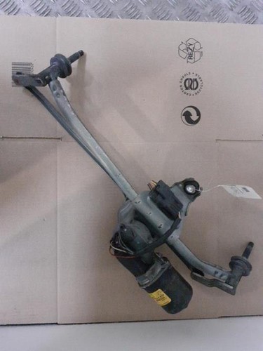 Moteur essuie glace avant