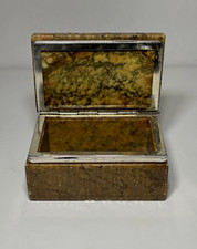 Boîte en albâtre (marbre ?)