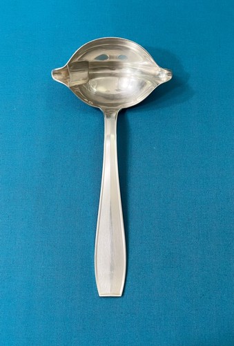 Louche sauce gras - a,