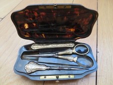 Nécessaire couture en métal