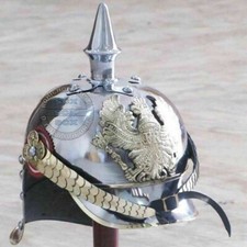 Casque Pickelhaube allemand