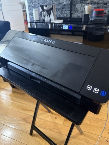 Silhouette cameo used - cameo,
