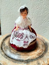 Poupée régionale "Marylin