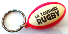 PORTE CLES  KEYCHAIN - BALLON LA TOURNEE RUGBY RECTO-VERSO