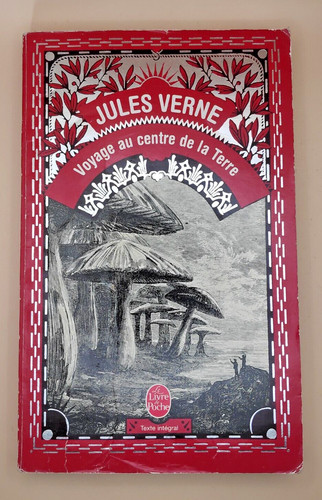 Voyage centre terre - de, la