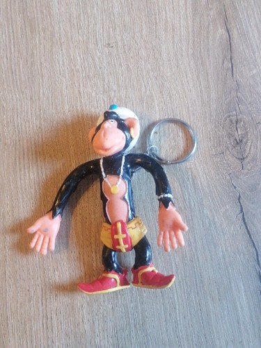 Porte clé waikiki fakir - porte,
