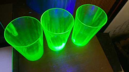 Ancien verre gobelet - ancien, a