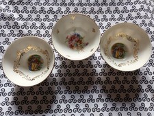3 anciens petits bols en porcelaine de Limoges