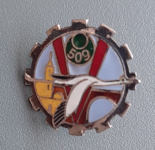 Sans attache insigne - attache,