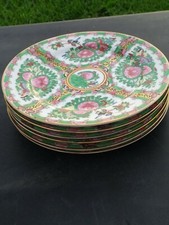 6 Assiettes à Pain ou Dessert