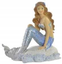 Figurine statuette statue