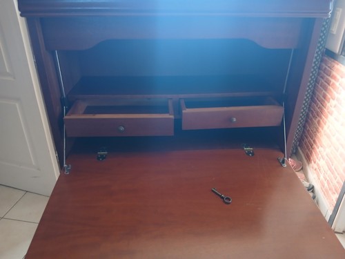 Bureau secrétaire - bureau,