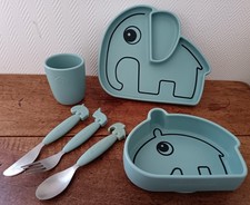 DONE BY DEER Lot de vaisselle bébé en silicone Assiettes Couverts Gobelet CA09
