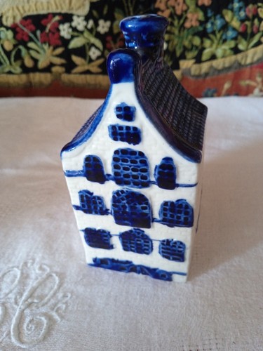 Petite maison poivrière - petite,