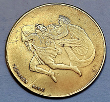 MAISON CLOSE se retrouve