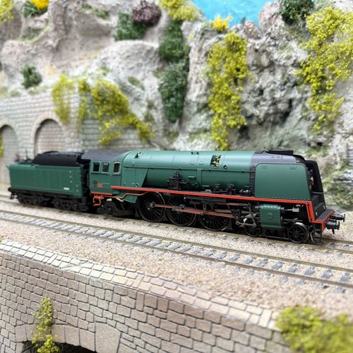 Locomotive vapeur 002 - à, 1.002
