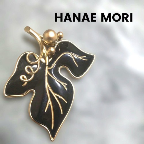 Grande broche feuille noire - , et