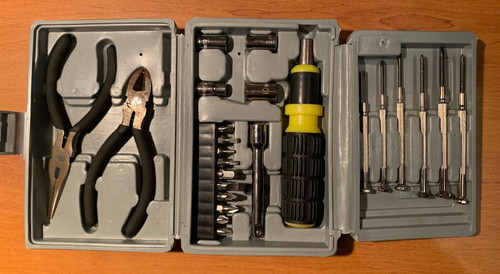 Petite boite trousse outils - petite,