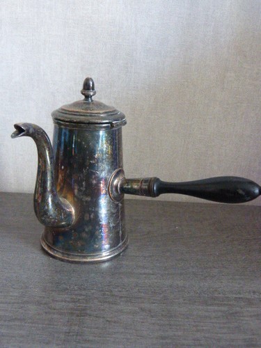 Ancienne chocolatière - , ou