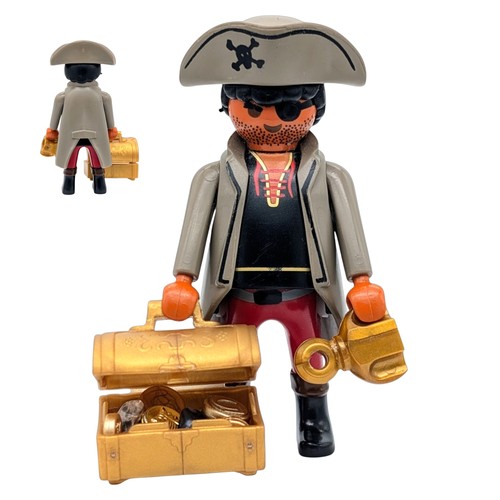 Playmobil pirate gris avec