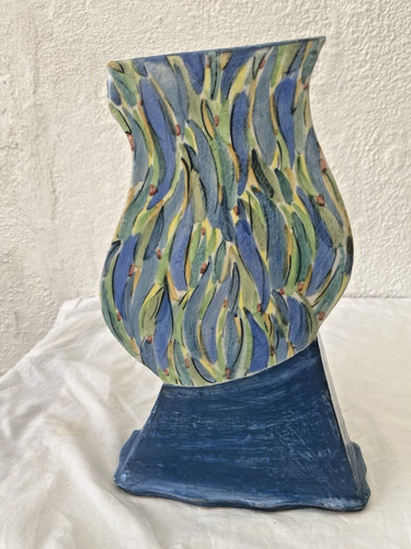 Vase forme lyre peint à - lyre,