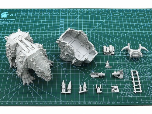Unpainted ork squiggoth resin - unpainted,