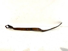 Ancienne petite sangle ou jugulaire de casque militaire Adrian? Allemand?