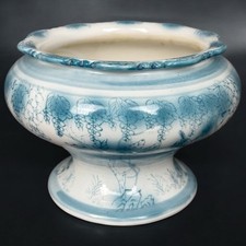 Soupière ancienne détournée