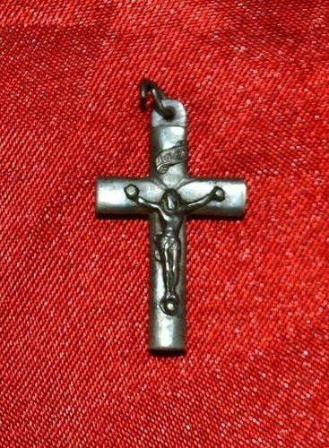 Croix nacre médaille - en,