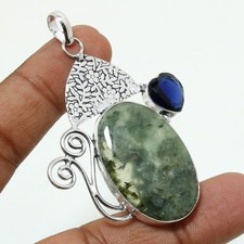 Pendentif pierre précieuse