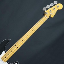 Fender Japan d'occasion PB57-US basse noire 2002-2004 corps en aulne manche...