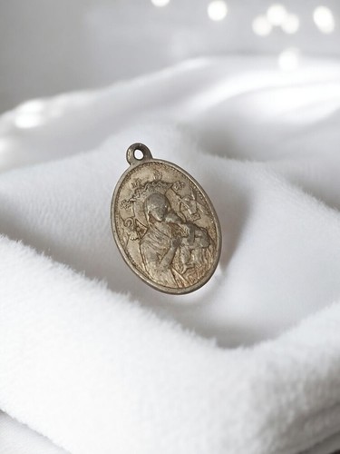 Médaille religieuse ancienne