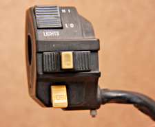 COMODO GAUCHE 3740012D40