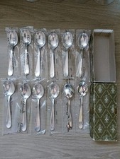 Christofle  12 Cuillères à Glace  ,Dessert ,  modèle Dax en métal argenté