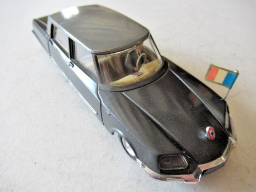 Dinky toys ref 1435 - dinky,
