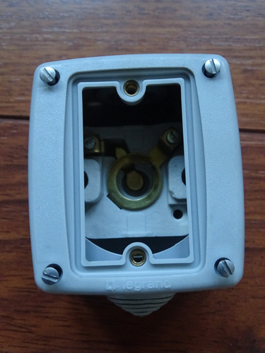 Legrand plexo ancien boitier - legrand,