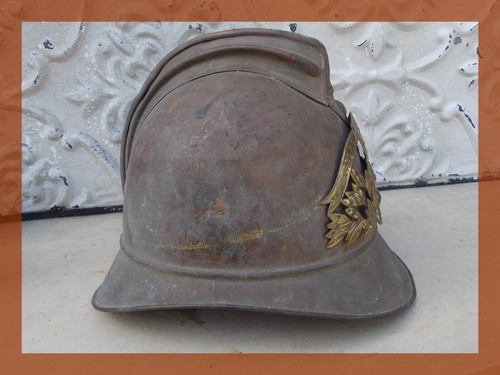 Ancien casque sapeurs pompiers - sapeurs,