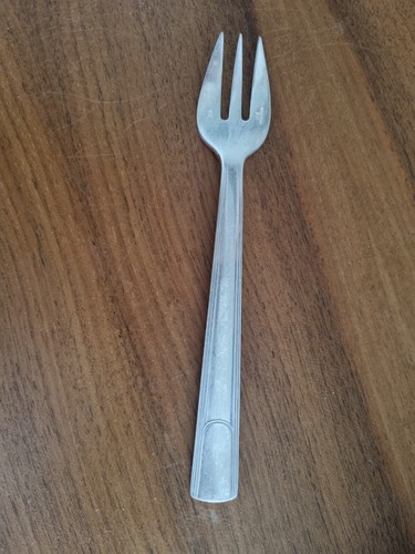 Fourchette huitre metal - a, en