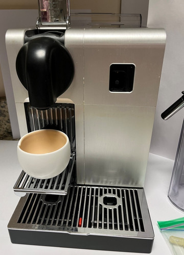 Nespresso delonghi lattissima - nespresso,