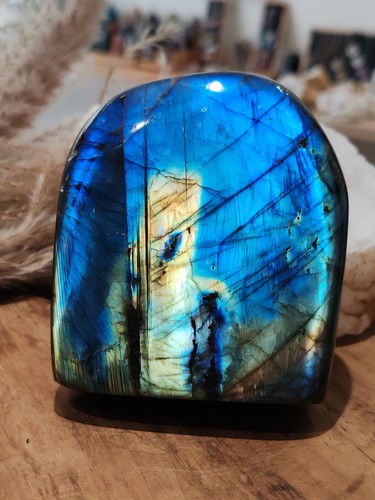 Forme libre labradorite - forme, en
