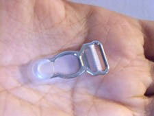 1 pince Porte Jarretelle à