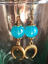 Crescent Moon, Double Horn